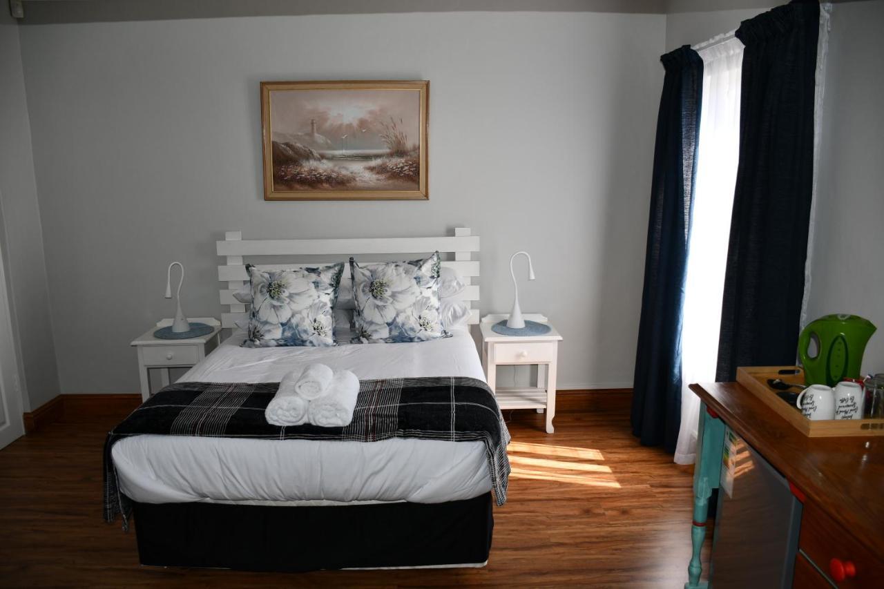 Friendz Guesthouse Найсне Экстерьер фото