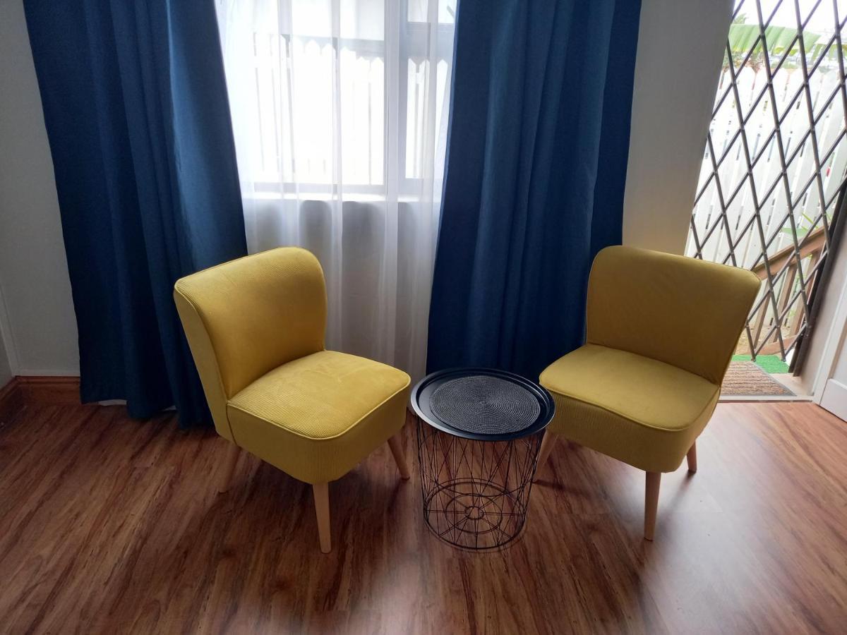 Friendz Guesthouse Найсне Экстерьер фото