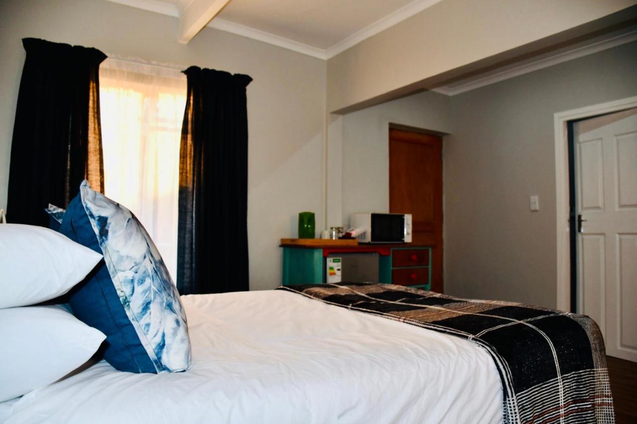 Friendz Guesthouse Найсне Экстерьер фото