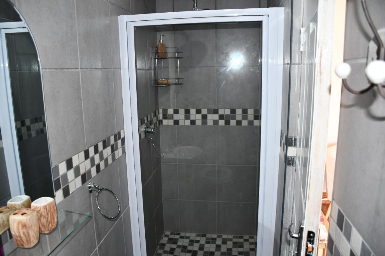 Friendz Guesthouse Найсне Экстерьер фото