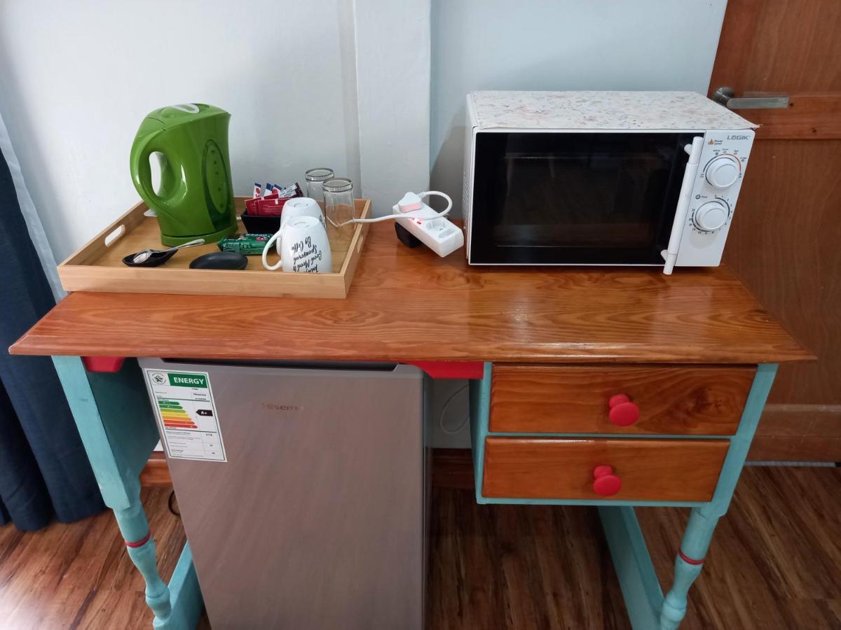 Friendz Guesthouse Найсне Экстерьер фото