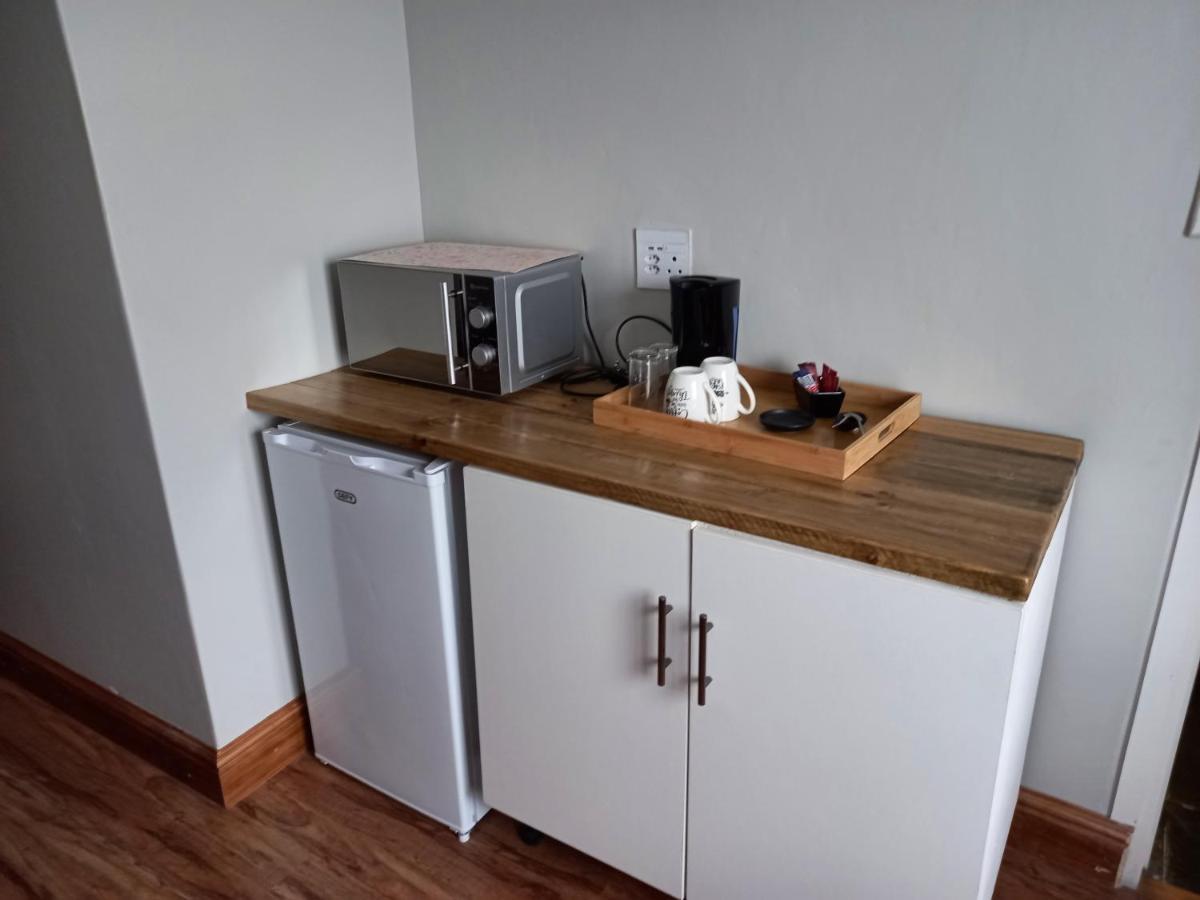 Friendz Guesthouse Найсне Экстерьер фото